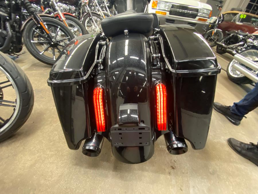 2017 Harley Davidson Street Glide CVO FLHXSE, available for sale in Milford, Connecticut | Village Auto Sales. Milford, Connecticut 2017 Harley Davidson Street Glide CVO FLHXSE, available for sale in Milford, Connecticut | Village Auto Sales. Milford, Connecticut