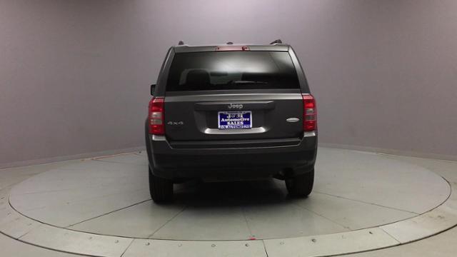 2015 Jeep Patriot 4WD 4dr Latitude, available for sale in Naugatuck, Connecticut | J&M Automotive Sls&Svc LLC. Naugatuck, Connecticut 2015 Jeep Patriot 4WD 4dr Latitude, available for sale in Naugatuck, Connecticut | J&M Automotive Sls&Svc LLC. Naugatuck, Connecticut