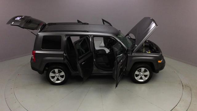 2015 Jeep Patriot 4WD 4dr Latitude, available for sale in Naugatuck, Connecticut | J&M Automotive Sls&Svc LLC. Naugatuck, Connecticut 2015 Jeep Patriot 4WD 4dr Latitude, available for sale in Naugatuck, Connecticut | J&M Automotive Sls&Svc LLC. Naugatuck, Connecticut
