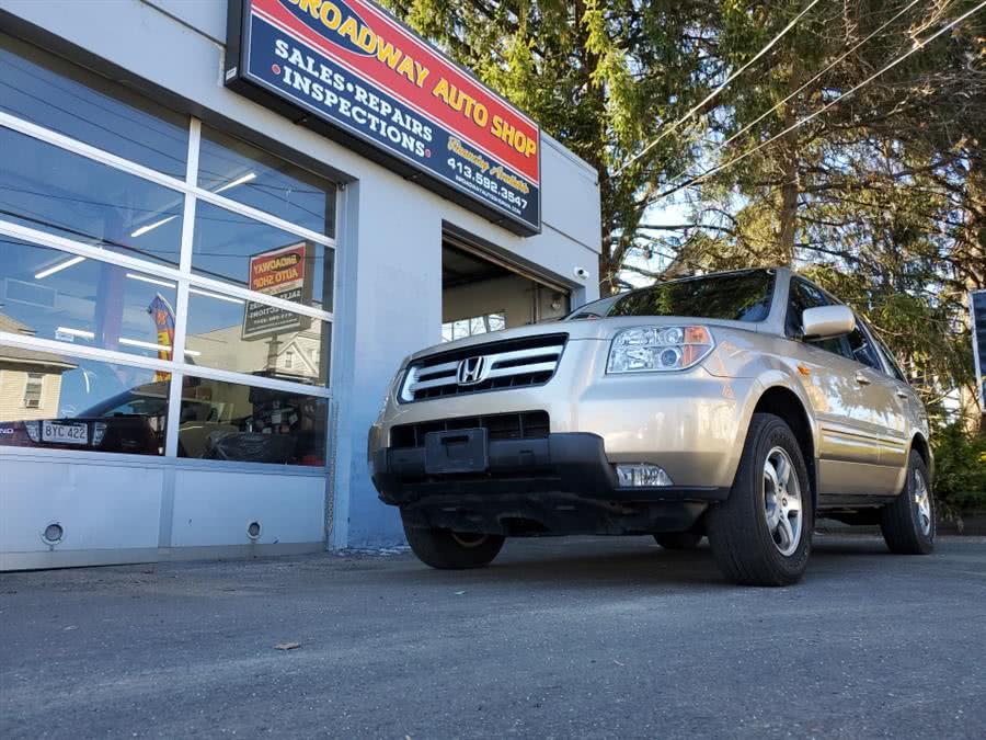 2007 Honda Pilot 4WD 4dr EX-L w/RES, available for sale in Chicopee, Massachusetts | Broadway Auto Shop Inc.. Chicopee, Massachusetts