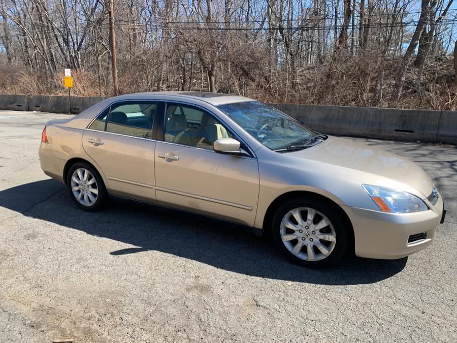 2007 Honda Accord Sdn 4dr V6 AT LX, available for sale in Bridgeport, Connecticut | CT Auto. Bridgeport, Connecticut