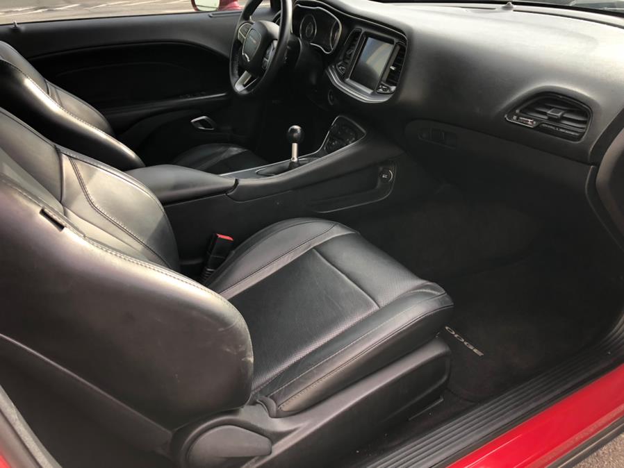 Used Dodge Challenger 2dr Cpe R/T 2016 | RT Auto Center LLC. Newark, New Jersey Used Dodge Challenger 2dr Cpe R/T 2016 | RT Auto Center LLC. Newark, New Jersey