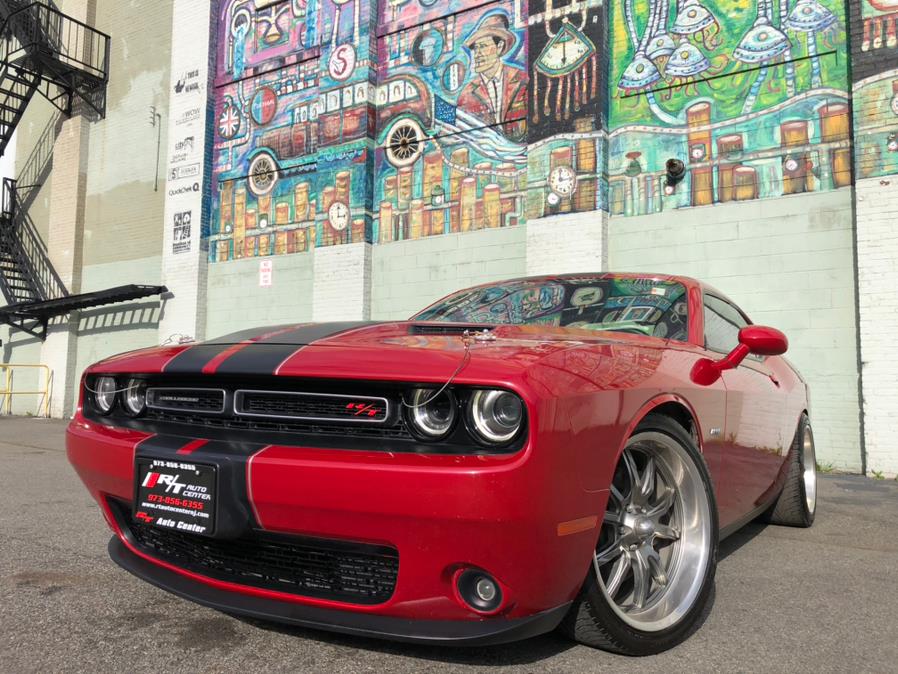 Used Dodge Challenger 2dr Cpe R/T 2016 | RT Auto Center LLC. Newark, New Jersey Used Dodge Challenger 2dr Cpe R/T 2016 | RT Auto Center LLC. Newark, New Jersey