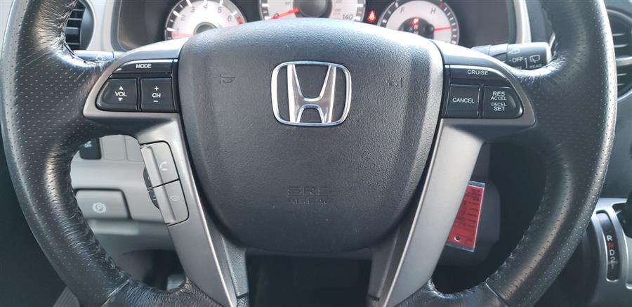 2014 Honda Pilot 4WD 4dr EX-L, available for sale in Waterbury, Connecticut | National Auto Brokers, Inc.. Waterbury, Connecticut 2014 Honda Pilot 4WD 4dr EX-L, available for sale in Waterbury, Connecticut | National Auto Brokers, Inc.. Waterbury, Connecticut