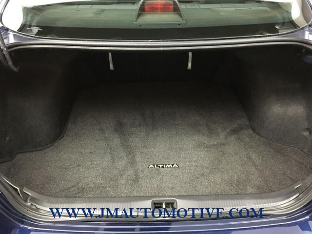 2011 Nissan Altima 4dr Sdn I4 CVT 2.5 SL, available for sale in Naugatuck, Connecticut | J&M Automotive Sls&Svc LLC. Naugatuck, Connecticut 2011 Nissan Altima 4dr Sdn I4 CVT 2.5 SL, available for sale in Naugatuck, Connecticut | J&M Automotive Sls&Svc LLC. Naugatuck, Connecticut