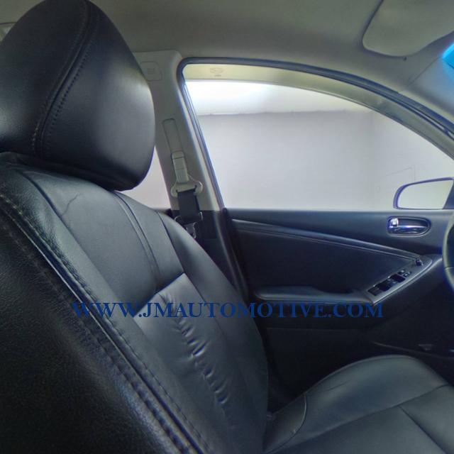 2011 Nissan Altima 4dr Sdn I4 CVT 2.5 SL, available for sale in Naugatuck, Connecticut | J&M Automotive Sls&Svc LLC. Naugatuck, Connecticut 2011 Nissan Altima 4dr Sdn I4 CVT 2.5 SL, available for sale in Naugatuck, Connecticut | J&M Automotive Sls&Svc LLC. Naugatuck, Connecticut