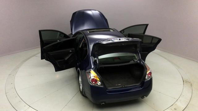 2011 Nissan Altima 4dr Sdn I4 CVT 2.5 SL, available for sale in Naugatuck, Connecticut | J&M Automotive Sls&Svc LLC. Naugatuck, Connecticut 2011 Nissan Altima 4dr Sdn I4 CVT 2.5 SL, available for sale in Naugatuck, Connecticut | J&M Automotive Sls&Svc LLC. Naugatuck, Connecticut