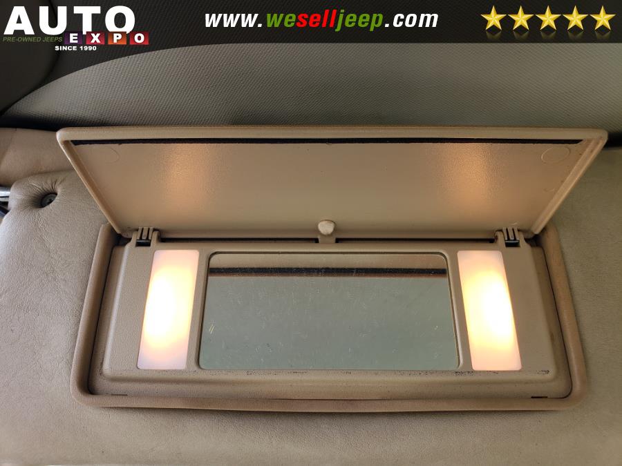 1989 Mercedes-Benz 560 Series 2dr Coupe 560SL Roadster, available for sale in Huntington, New York | Auto Expo. Huntington, New York 1989 Mercedes-Benz 560 Series 2dr Coupe 560SL Roadster, available for sale in Huntington, New York | Auto Expo. Huntington, New York
