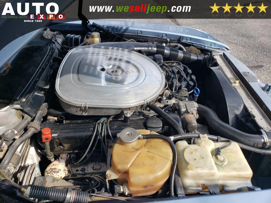 1989 Mercedes-Benz 560 Series 2dr Coupe 560SL Roadster, available for sale in Huntington, New York | Auto Expo. Huntington, New York 1989 Mercedes-Benz 560 Series 2dr Coupe 560SL Roadster, available for sale in Huntington, New York | Auto Expo. Huntington, New York