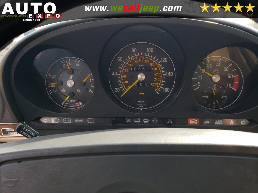 1989 Mercedes-Benz 560 Series 2dr Coupe 560SL Roadster, available for sale in Huntington, New York | Auto Expo. Huntington, New York 1989 Mercedes-Benz 560 Series 2dr Coupe 560SL Roadster, available for sale in Huntington, New York | Auto Expo. Huntington, New York