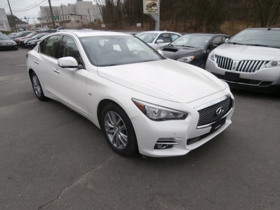2016 Infiniti Q50 4dr Sdn 2.0t Base navagation AWD, available for sale in Waterbury, Connecticut | Jim Juliani Motors. Waterbury, Connecticut