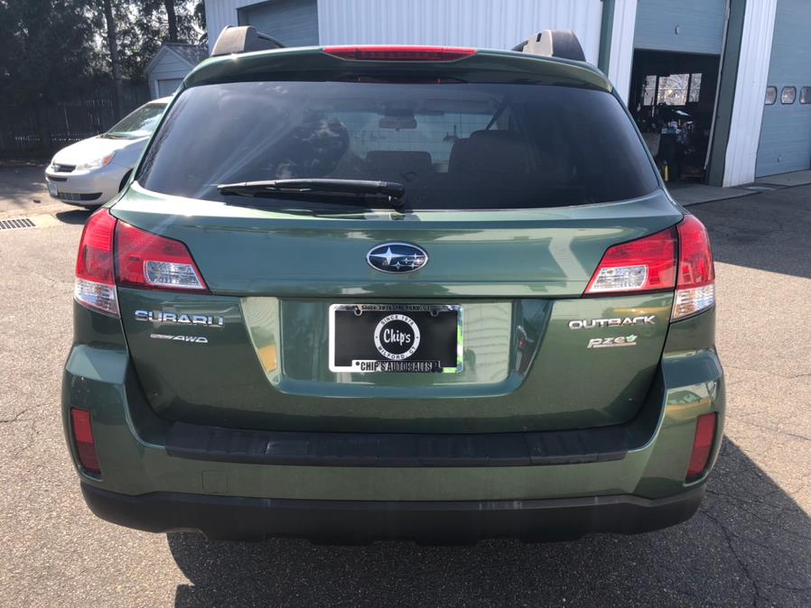 2013 Subaru Outback 4dr Wgn H4 Auto 2.5i Premium, available for sale in Milford, Connecticut | Chip's Auto Sales Inc. Milford, Connecticut 2013 Subaru Outback 4dr Wgn H4 Auto 2.5i Premium, available for sale in Milford, Connecticut | Chip's Auto Sales Inc. Milford, Connecticut