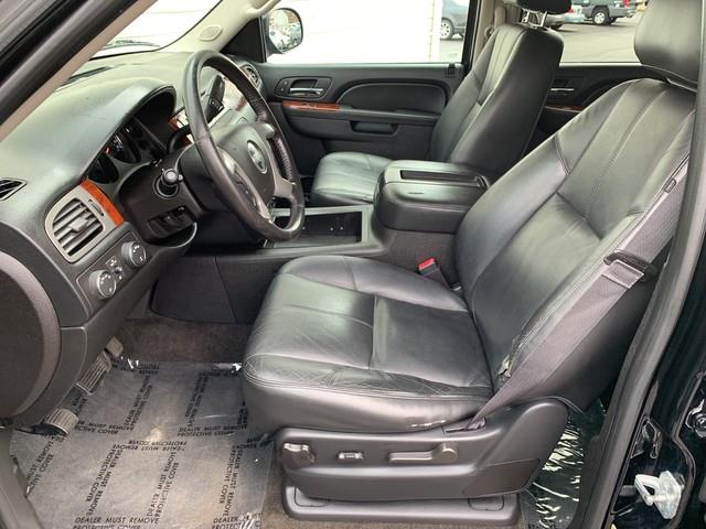 2014 GMC Yukon Xl SLT, available for sale in Forestville, Maryland | Valentine Motor Company. Forestville, Maryland 2014 GMC Yukon Xl SLT, available for sale in Forestville, Maryland | Valentine Motor Company. Forestville, Maryland