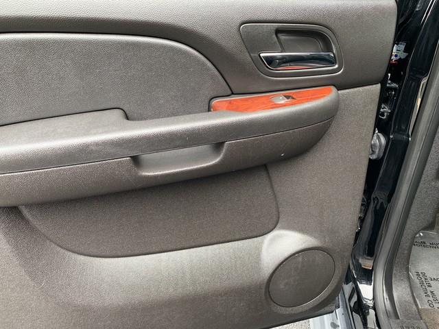 2014 GMC Yukon Xl SLT, available for sale in Forestville, Maryland | Valentine Motor Company. Forestville, Maryland 2014 GMC Yukon Xl SLT, available for sale in Forestville, Maryland | Valentine Motor Company. Forestville, Maryland