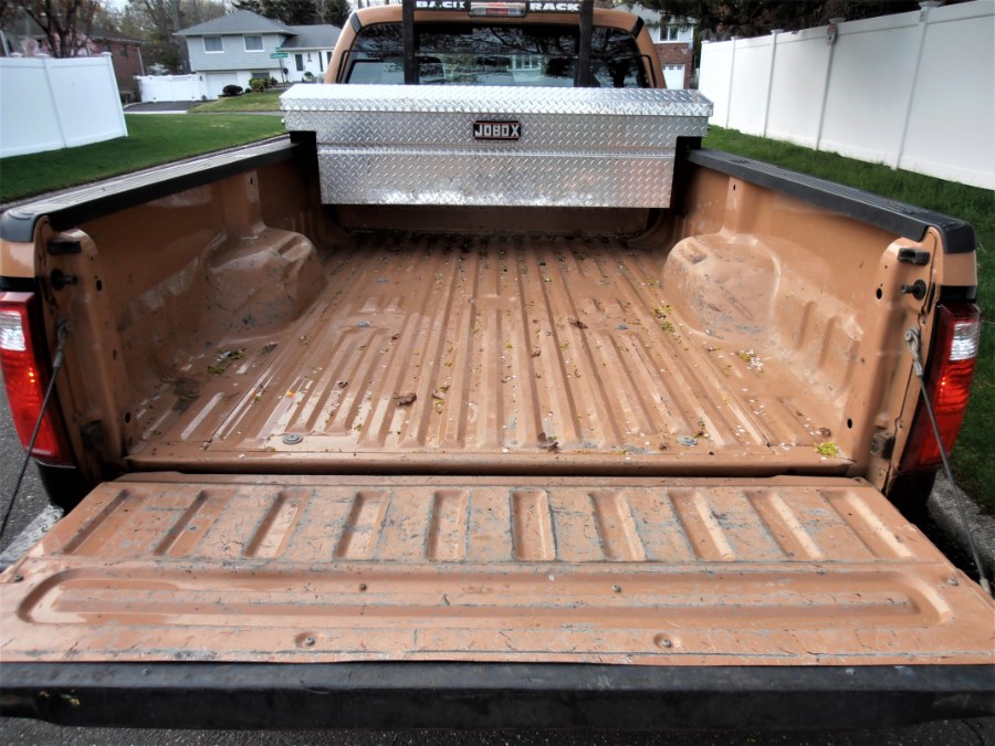 2015 Ford F350 SUPER DUTY LONG BED 2WD Crew Cab 172" XL, available for sale in COPIAGUE, New York | Warwick Auto Sales Inc. COPIAGUE, New York 2015 Ford F350 SUPER DUTY LONG BED 2WD Crew Cab 172" XL, available for sale in COPIAGUE, New York | Warwick Auto Sales Inc. COPIAGUE, New York