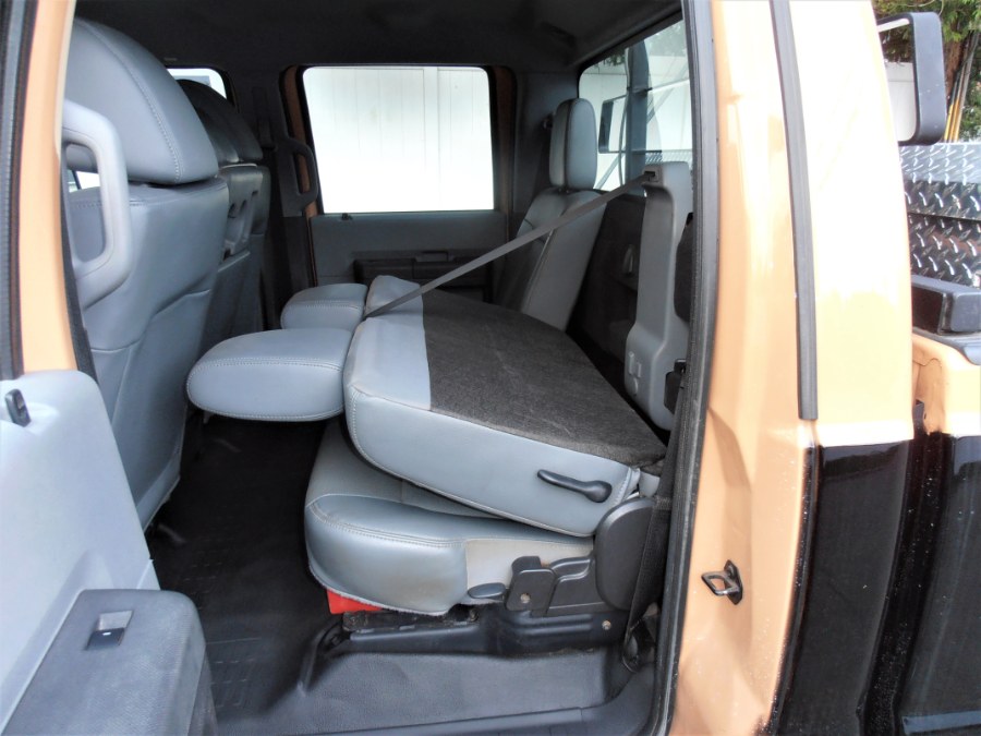 2015 Ford F350 SUPER DUTY LONG BED 2WD Crew Cab 172" XL, available for sale in COPIAGUE, New York | Warwick Auto Sales Inc. COPIAGUE, New York 2015 Ford F350 SUPER DUTY LONG BED 2WD Crew Cab 172" XL, available for sale in COPIAGUE, New York | Warwick Auto Sales Inc. COPIAGUE, New York