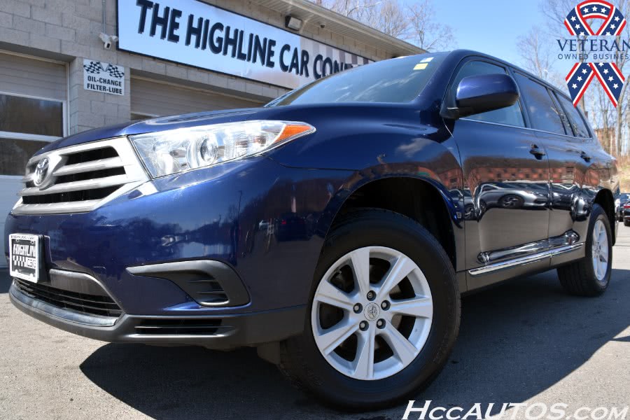 2013 Toyota Highlander 4WD 4dr V6 Plus, available for sale in Waterbury, Connecticut | Highline Car Connection. Waterbury, Connecticut