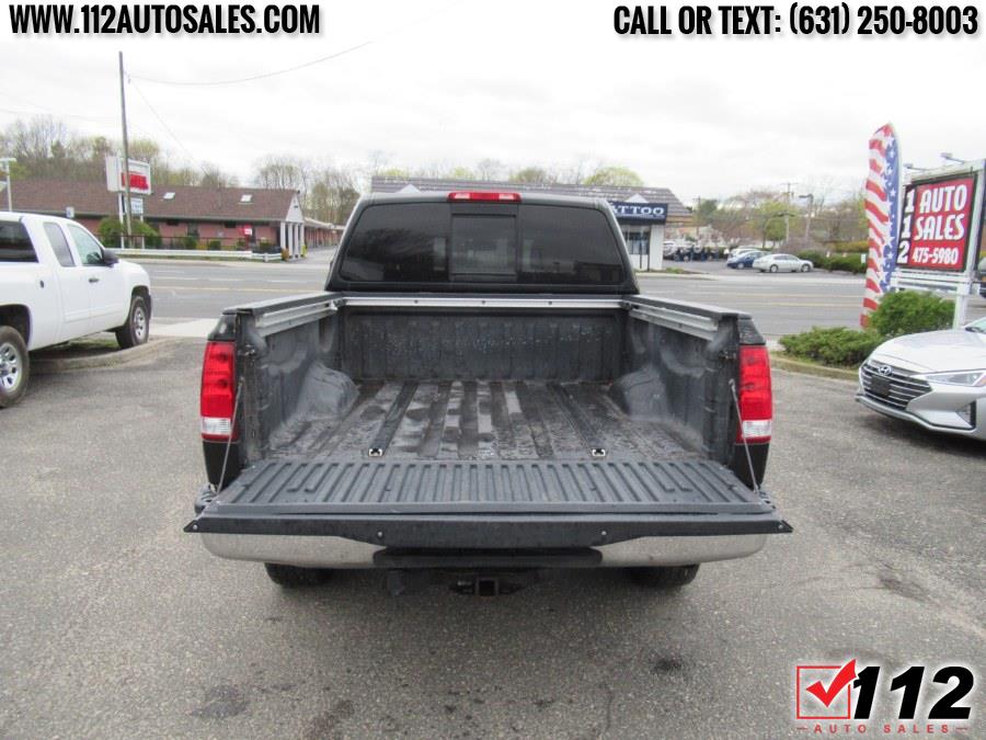 2004 Nissan Titan SE Crew Cab 4WD, available for sale in Patchogue, New York | 112 Auto Sales. Patchogue, New York 2004 Nissan Titan SE Crew Cab 4WD, available for sale in Patchogue, New York | 112 Auto Sales. Patchogue, New York