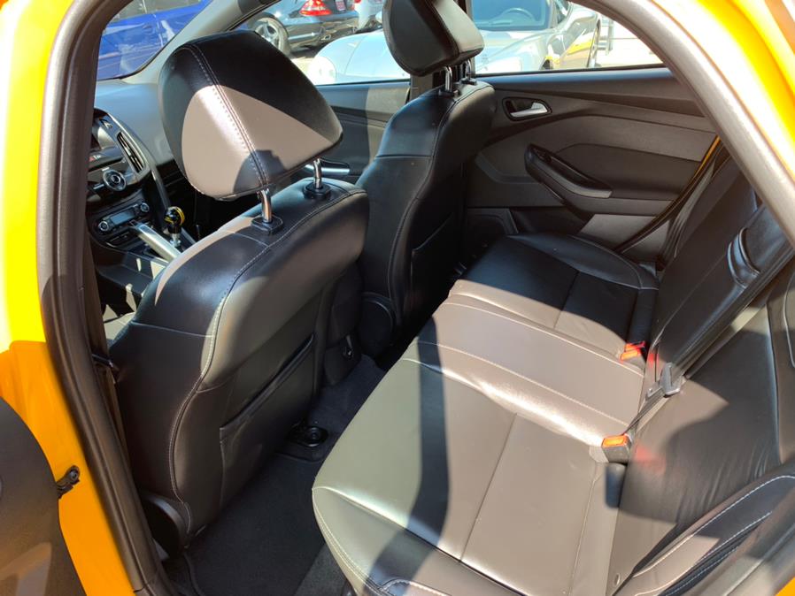 Used Ford Focus 5dr HB ST 2013 | Mike And Tony Auto Sales, Inc. South Windsor, Connecticut Used Ford Focus 5dr HB ST 2013 | Mike And Tony Auto Sales, Inc. South Windsor, Connecticut