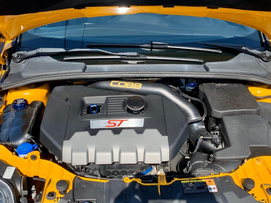 Used Ford Focus 5dr HB ST 2013 | Mike And Tony Auto Sales, Inc. South Windsor, Connecticut Used Ford Focus 5dr HB ST 2013 | Mike And Tony Auto Sales, Inc. South Windsor, Connecticut