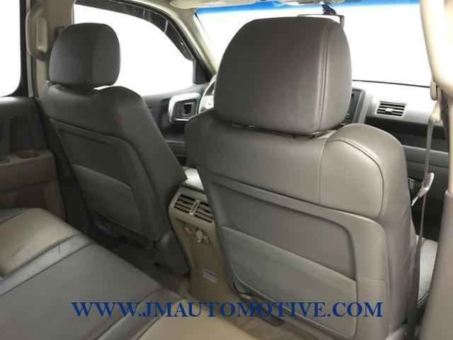 2006 Honda Ridgeline RTL AT with MOONROOF, available for sale in Naugatuck, Connecticut | J&M Automotive Sls&Svc LLC. Naugatuck, Connecticut 2006 Honda Ridgeline RTL AT with MOONROOF, available for sale in Naugatuck, Connecticut | J&M Automotive Sls&Svc LLC. Naugatuck, Connecticut