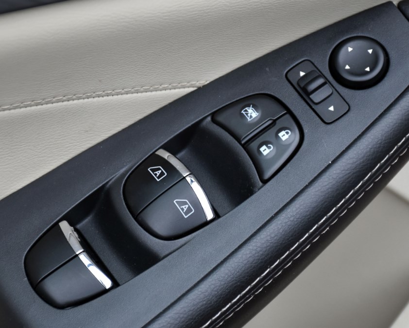 Used Nissan Maxima SL 3.5L 2017 | Highline Car Connection. Waterbury, Connecticut Used Nissan Maxima SL 3.5L 2017 | Highline Car Connection. Waterbury, Connecticut