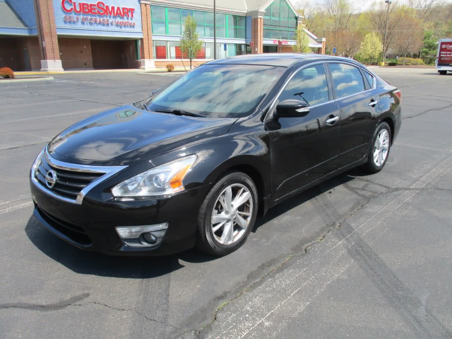 2013 Nissan Altima 4dr Sdn I4 2.5 SL, available for sale in New Britain, Connecticut | Universal Motors LLC. New Britain, Connecticut