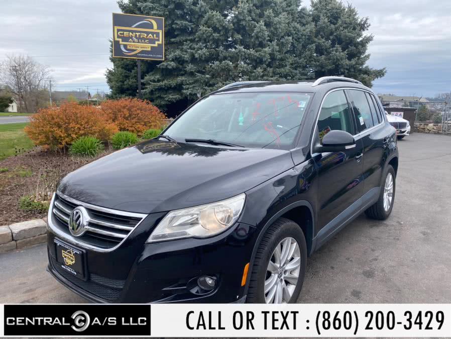 2009 Volkswagen Tiguan AWD 4dr SE, available for sale in East Windsor, Connecticut | Central A/S LLC. East Windsor, Connecticut