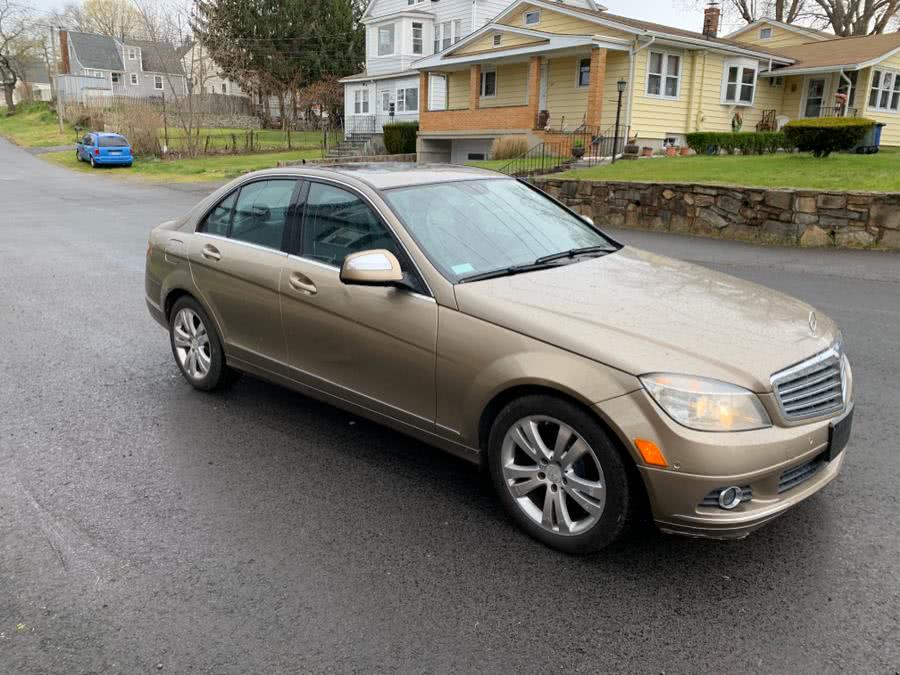2009 Mercedes-Benz C-Class 4dr Sdn 3.0L Luxury RWD, available for sale in Bridgeport, Connecticut | CT Auto. Bridgeport, Connecticut