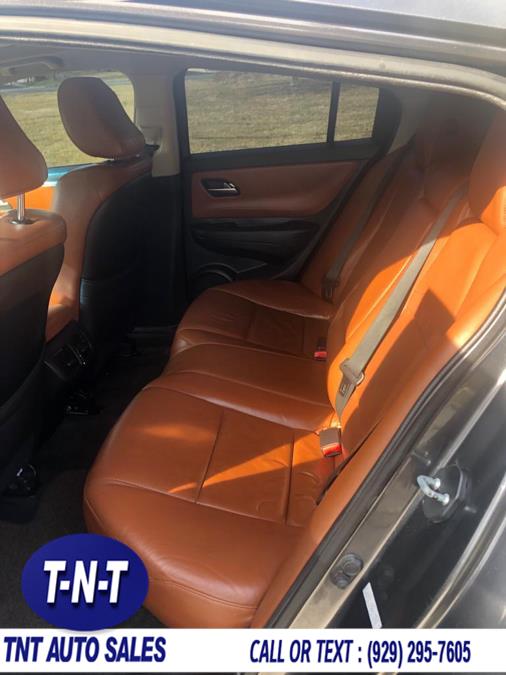 2010 Acura ZDX AWD 4dr Tech Pkg, available for sale in Bronx, New York | TNT Auto Sales USA inc. Bronx, New York 2010 Acura ZDX AWD 4dr Tech Pkg, available for sale in Bronx, New York | TNT Auto Sales USA inc. Bronx, New York