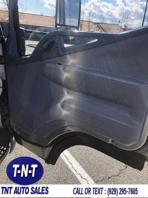 2008 Mitsubishi FUSO BOX TRUCK, available for sale in Bronx, New York | TNT Auto Sales USA inc. Bronx, New York 2008 Mitsubishi FUSO BOX TRUCK, available for sale in Bronx, New York | TNT Auto Sales USA inc. Bronx, New York