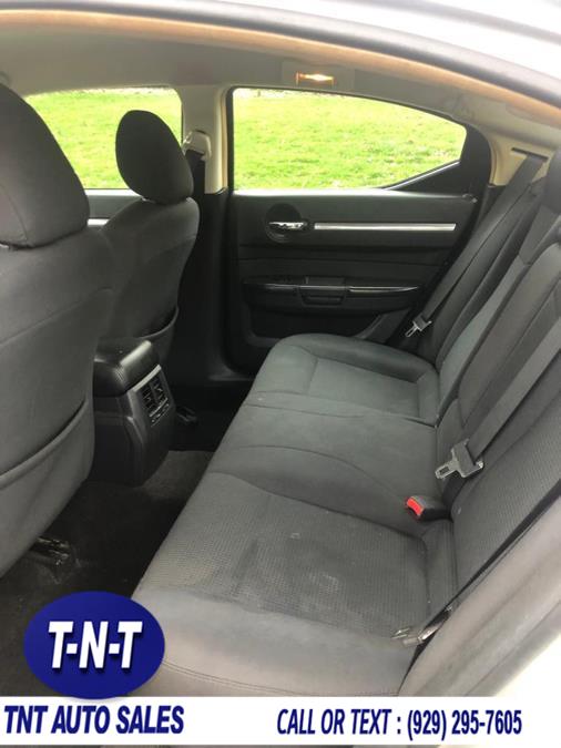 2010 Dodge Charger 4dr Sdn SXT RWD, available for sale in Bronx, New York | TNT Auto Sales USA inc. Bronx, New York 2010 Dodge Charger 4dr Sdn SXT RWD, available for sale in Bronx, New York | TNT Auto Sales USA inc. Bronx, New York