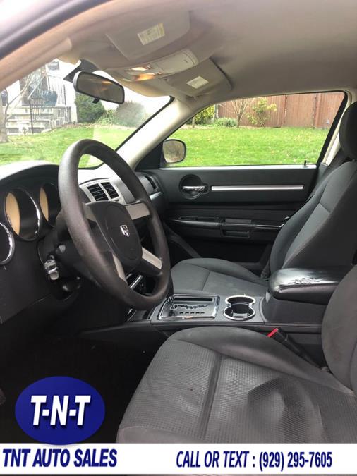 2010 Dodge Charger 4dr Sdn SXT RWD, available for sale in Bronx, New York | TNT Auto Sales USA inc. Bronx, New York 2010 Dodge Charger 4dr Sdn SXT RWD, available for sale in Bronx, New York | TNT Auto Sales USA inc. Bronx, New York