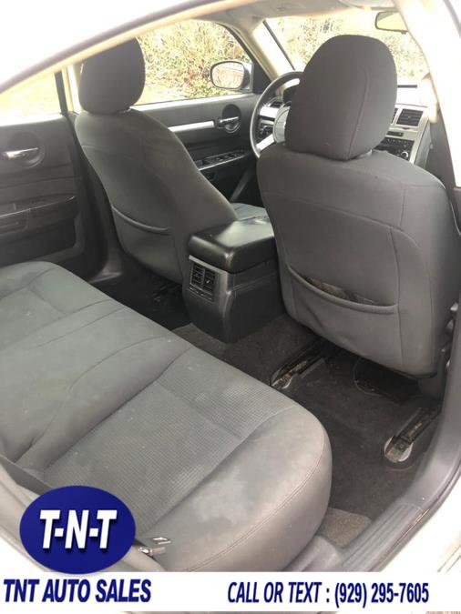 2010 Dodge Charger 4dr Sdn SXT RWD, available for sale in Bronx, New York | TNT Auto Sales USA inc. Bronx, New York 2010 Dodge Charger 4dr Sdn SXT RWD, available for sale in Bronx, New York | TNT Auto Sales USA inc. Bronx, New York