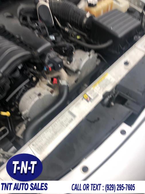 2010 Dodge Charger 4dr Sdn SXT RWD, available for sale in Bronx, New York | TNT Auto Sales USA inc. Bronx, New York 2010 Dodge Charger 4dr Sdn SXT RWD, available for sale in Bronx, New York | TNT Auto Sales USA inc. Bronx, New York