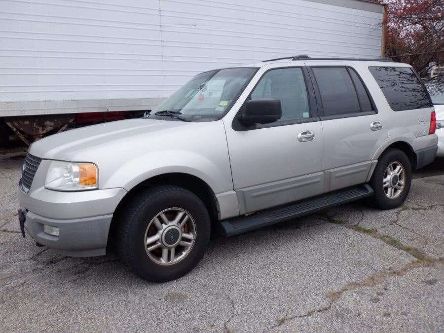 2003 Ford Expedition 5.4L XLT FX4 Off-Road 4WD, available for sale in Milford, Connecticut | Dealertown Auto Wholesalers. Milford, Connecticut