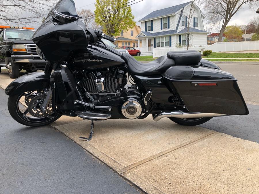 2017 Harley Davidson Street Glide CVO FLHXSE, available for sale in Milford, Connecticut | Village Auto Sales. Milford, Connecticut 2017 Harley Davidson Street Glide CVO FLHXSE, available for sale in Milford, Connecticut | Village Auto Sales. Milford, Connecticut