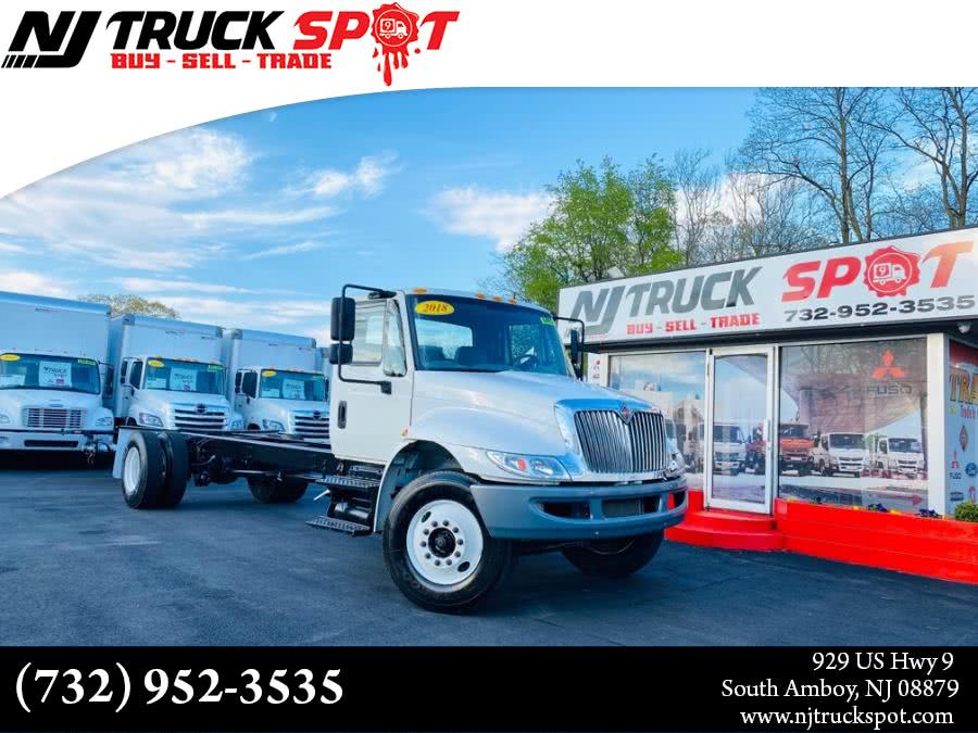2018 INTERNATIONAL 4300 CUMMINS 26 FEET CAB & CHASSIS + LIFT GATE + NO CDL, available for sale in South Amboy, New Jersey | NJ Truck Spot. South Amboy, New Jersey