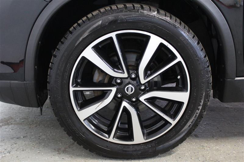 2017 Nissan Rogue SL, available for sale in Paterson, New Jersey | Fast Track Motors. Paterson, New Jersey 2017 Nissan Rogue SL, available for sale in Paterson, New Jersey | Fast Track Motors. Paterson, New Jersey