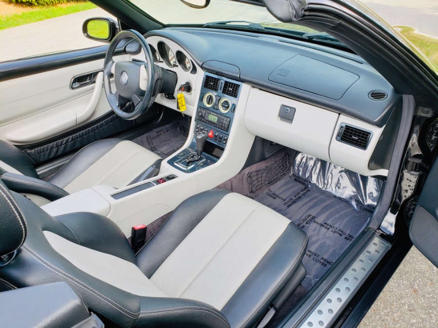 2000 Mercedes-Benz SLK-Class 2dr Kompressor Roadster 2.3L, available for sale in North Salem, New York | Meccanic Shop North Inc. North Salem, New York 2000 Mercedes-Benz SLK-Class 2dr Kompressor Roadster 2.3L, available for sale in North Salem, New York | Meccanic Shop North Inc. North Salem, New York