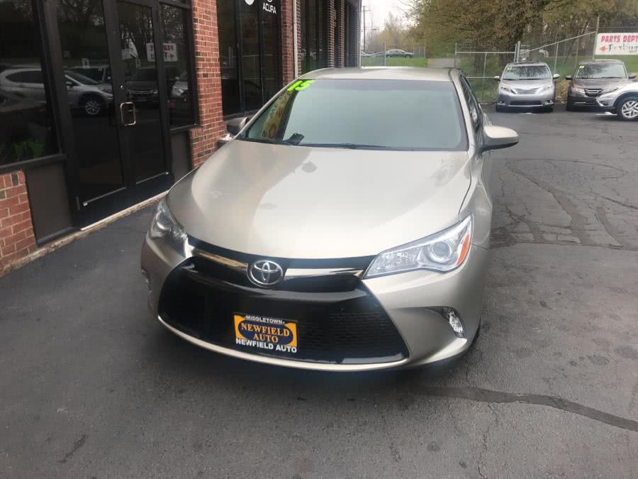 2015 Toyota Camry 4dr Sdn I4 Auto SE (Natl), available for sale in Middletown, Connecticut | Newfield Auto Sales. Middletown, Connecticut