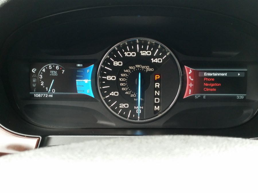Used Ford Edge 4dr Limited AWD 2011 | Action Automotive. Berlin, Connecticut Used Ford Edge 4dr Limited AWD 2011 | Action Automotive. Berlin, Connecticut