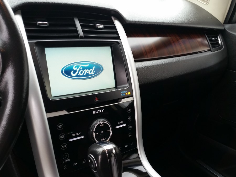 Used Ford Edge 4dr Limited AWD 2011 | Action Automotive. Berlin, Connecticut Used Ford Edge 4dr Limited AWD 2011 | Action Automotive. Berlin, Connecticut