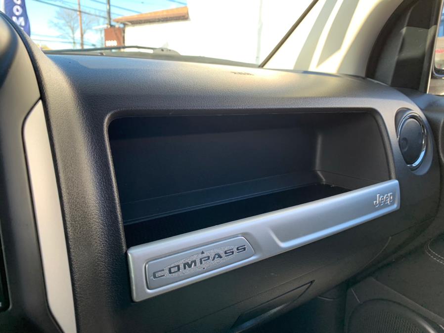 2016 Jeep Compass 4WD 4dr Latitude, available for sale in Linden, New Jersey | Route 27 Auto Mall. Linden, New Jersey 2016 Jeep Compass 4WD 4dr Latitude, available for sale in Linden, New Jersey | Route 27 Auto Mall. Linden, New Jersey