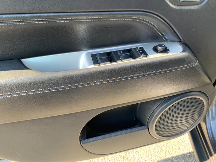 2016 Jeep Compass 4WD 4dr Latitude, available for sale in Linden, New Jersey | Route 27 Auto Mall. Linden, New Jersey 2016 Jeep Compass 4WD 4dr Latitude, available for sale in Linden, New Jersey | Route 27 Auto Mall. Linden, New Jersey