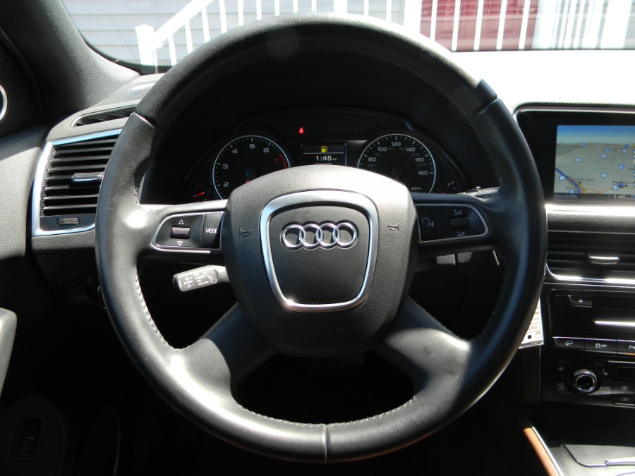 2011 Audi Q5 quattro 4dr 3.2L Prestige, available for sale in Paterson, New Jersey | DZ Automall. Paterson, New Jersey 2011 Audi Q5 quattro 4dr 3.2L Prestige, available for sale in Paterson, New Jersey | DZ Automall. Paterson, New Jersey