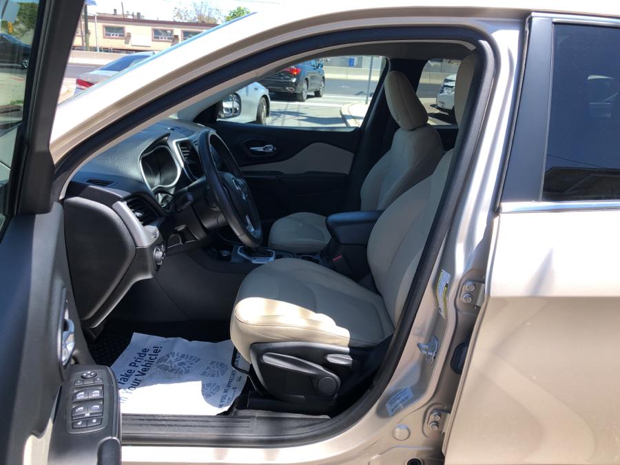 2015 Jeep Cherokee 4WD 4dr Latitude, available for sale in Lodi, New Jersey | Route 46 Auto Sales Inc. Lodi, New Jersey 2015 Jeep Cherokee 4WD 4dr Latitude, available for sale in Lodi, New Jersey | Route 46 Auto Sales Inc. Lodi, New Jersey