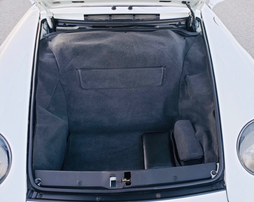 1996 Porsche 911 Carrera 2dr Carrera Targa 6-Spd Manual, available for sale in North Salem, New York | Meccanic Shop North Inc. North Salem, New York 1996 Porsche 911 Carrera 2dr Carrera Targa 6-Spd Manual, available for sale in North Salem, New York | Meccanic Shop North Inc. North Salem, New York