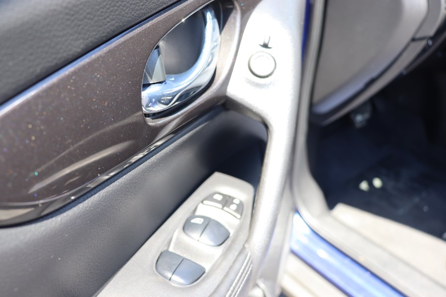 Used Nissan Rogue AWD SV 2020 | Hillside Auto Mall Inc.. Jamaica, New York Used Nissan Rogue AWD SV 2020 | Hillside Auto Mall Inc.. Jamaica, New York