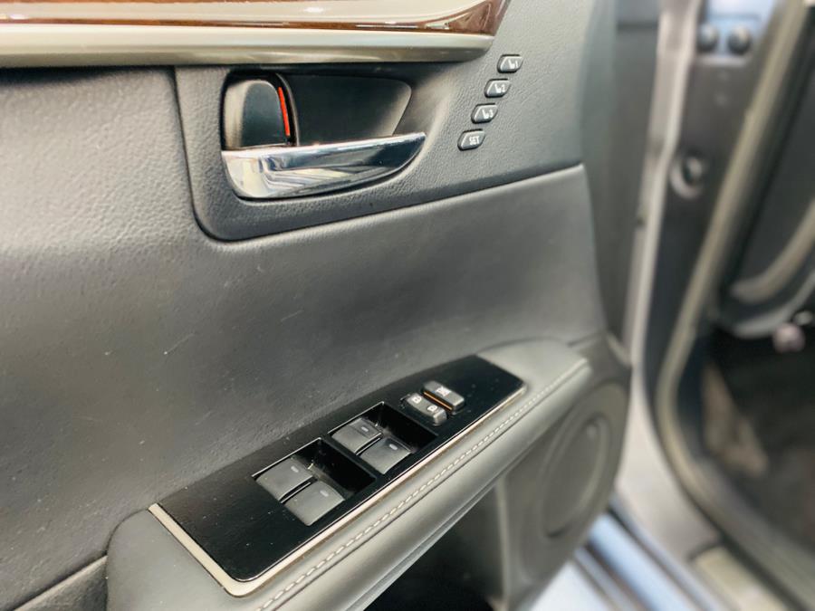 2016 Lexus ES 350 4dr Sdn, available for sale in Franklin Square, New York | Luxury Motor Club. Franklin Square, New York 2016 Lexus ES 350 4dr Sdn, available for sale in Franklin Square, New York | Luxury Motor Club. Franklin Square, New York